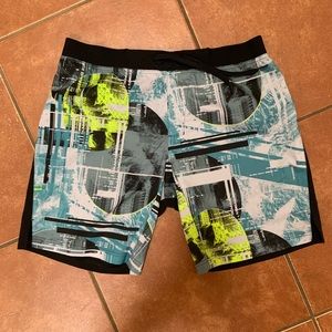 Reebok large speedwick shorts